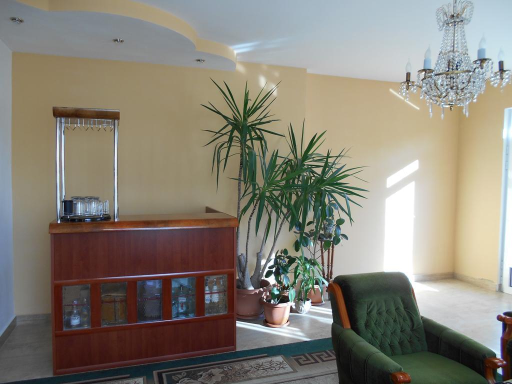 Hotel Сolibri à Erévan Extérieur photo