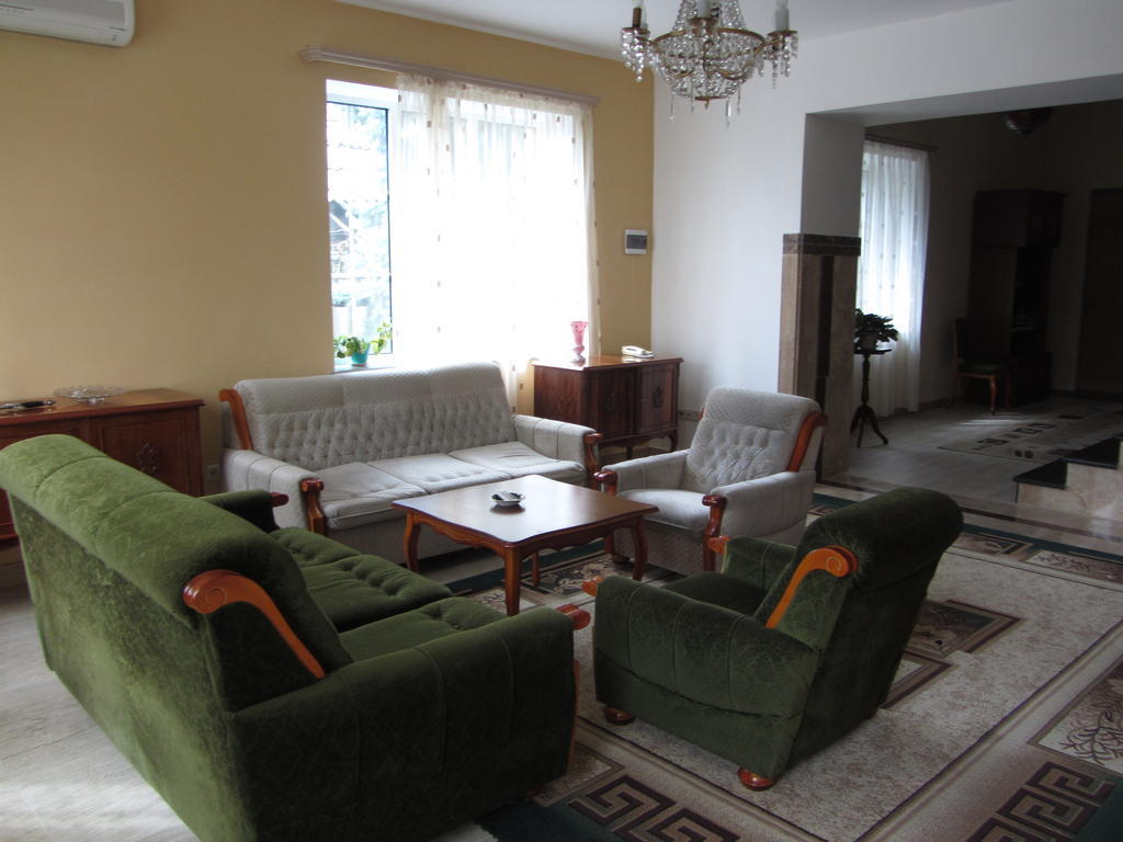 Hotel Сolibri à Erévan Extérieur photo